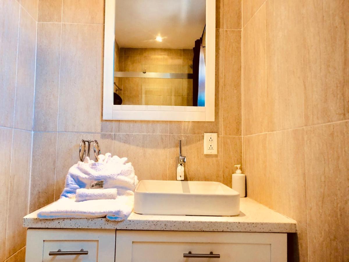 Island Retreat #5 * Nassau